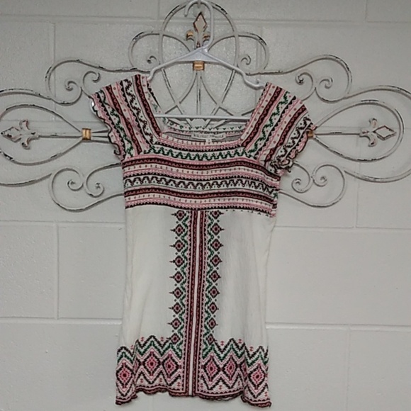 ALMOST FAMOUS PUFF SHORT SLEEVE, OFF OR ON SHOULDER BODYCON TEE - Picture 1 of 12